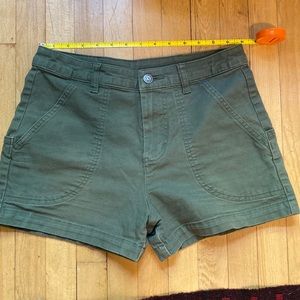 Patagonia olive shorts size 2